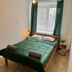 https://apt-well-in-old-town.krakowhotelspoland.com